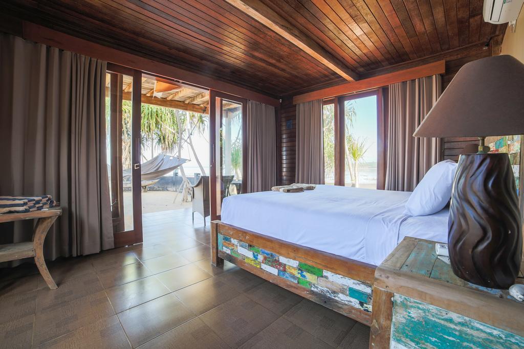 ホテルJennys Place レンボンガン島 エクステリア 写真