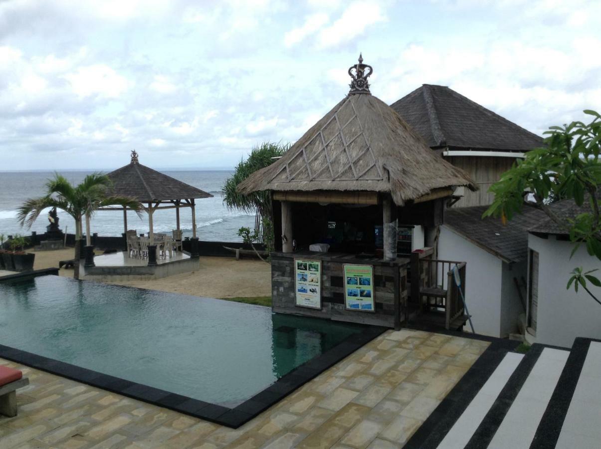 ホテルJennys Place レンボンガン島 エクステリア 写真